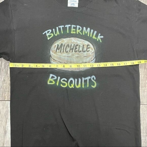 M&O Knits Funny Michelle Bisquit Black T-shirt Airbrushed Size Medium - Picture 7 of 10